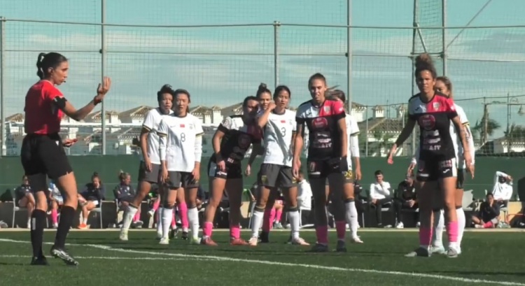  唐佳麗梅開二度、邵子欽破門，中國女足3-2擊敗Alhama俱樂部女足