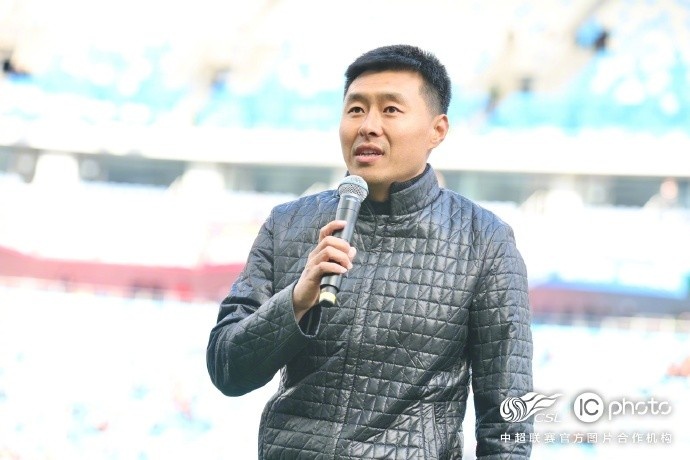  感謝姜寧和劉震理為中國足球、青島足球、青島海牛做出的貢獻(xiàn)