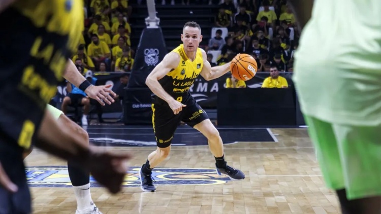  NBA初代老六，42歲進(jìn)入生涯巔峰？！