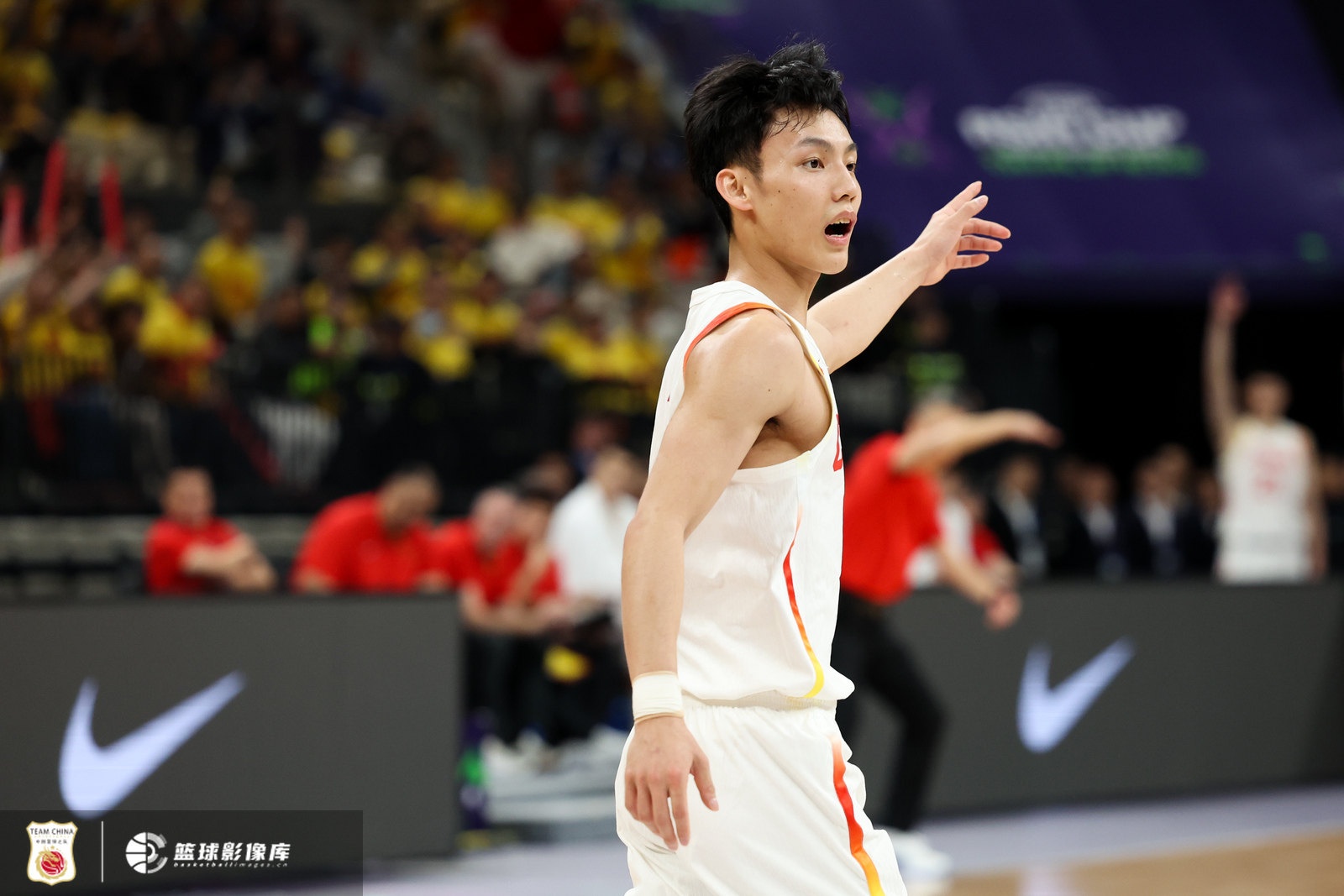  首發(fā)出戰(zhàn)不在狀態(tài)！徐杰全場3中0沒得分 拿到3板1助2斷另2失誤
